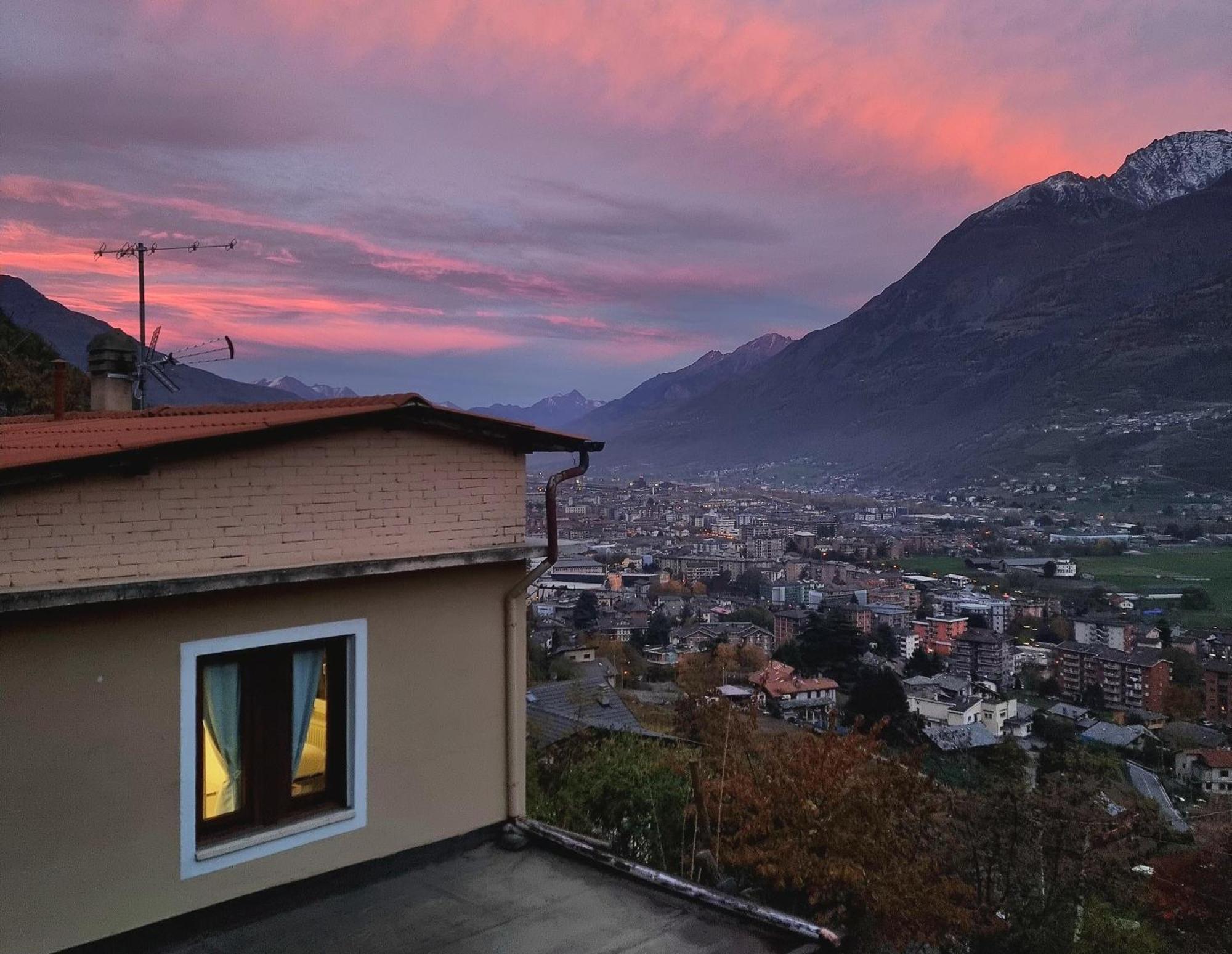Casa Le Vignole - Aosta Villa Екстериор снимка